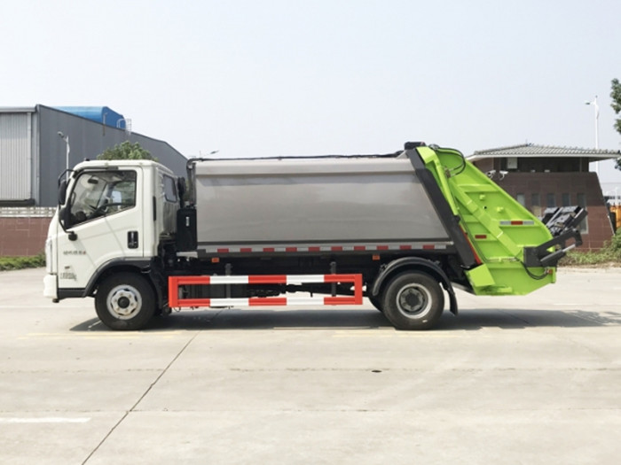 福田壓縮式垃圾車(chē)