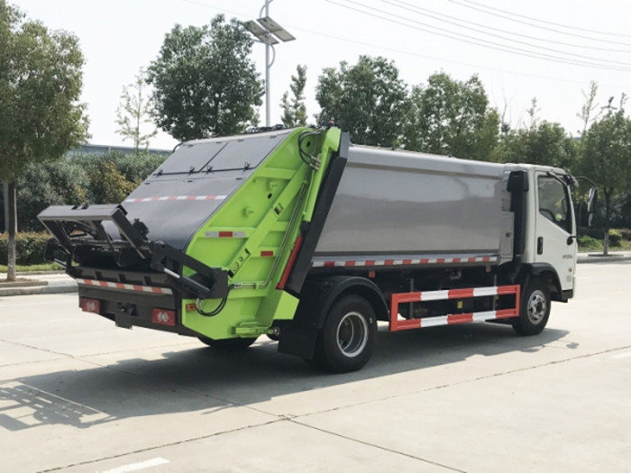 福田壓縮式垃圾車(chē)